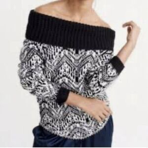 Abercrombie & Fitch Wool Alpaca Off Shoulder Sweater Small Black White